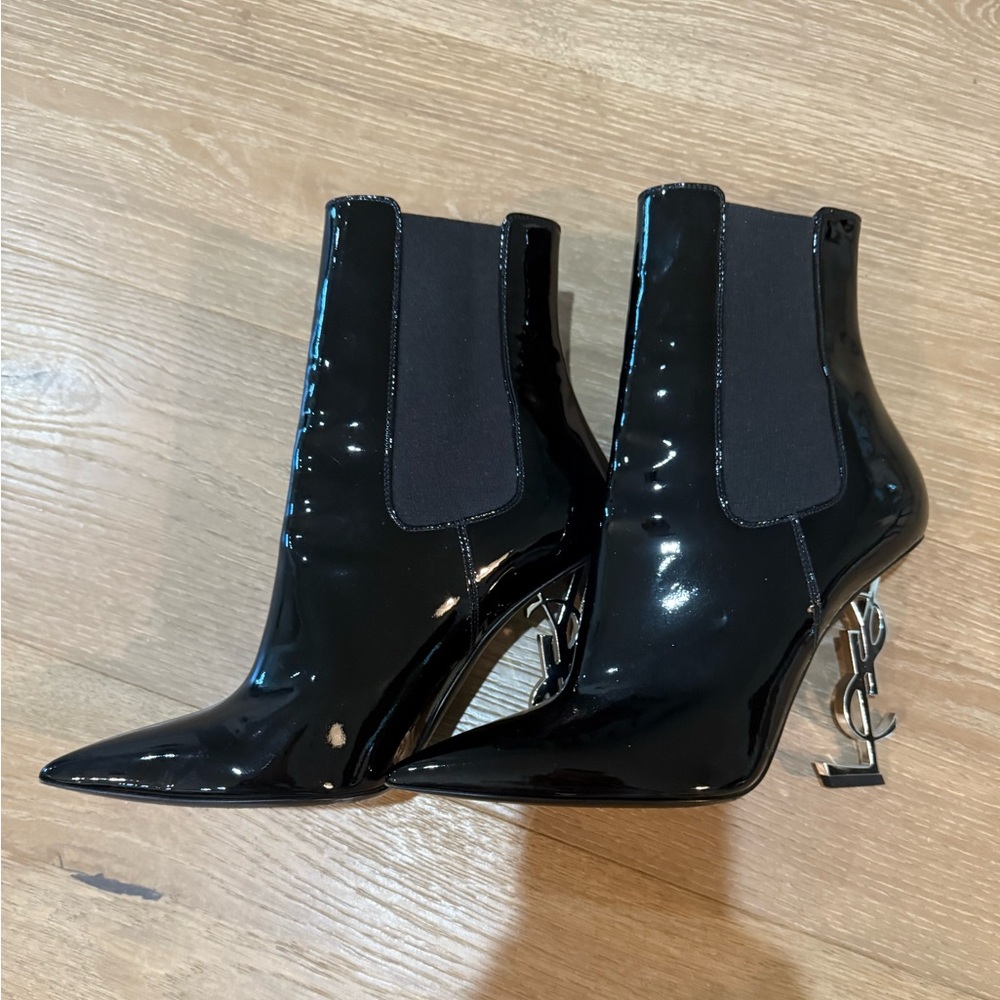 Yves Saint Laurent Black Patent Heeled Boots
